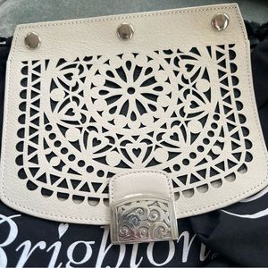 Brighton Snappy Mini Flap
